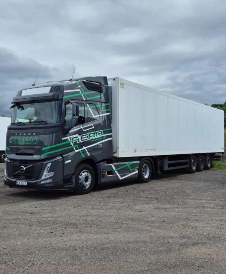 Ciężarówka z&nbsp;chłodnią